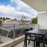 Guesthost - Neos House Appartement Udine