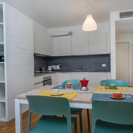 Neos House Lägenhet Udine