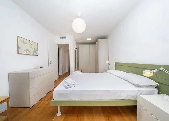 Guesthost - Neos House Apartment