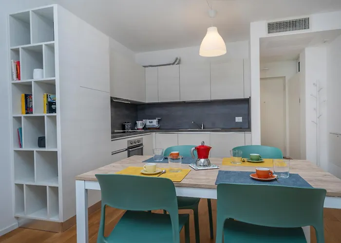 Guesthost - Neos House Appartamento Udine